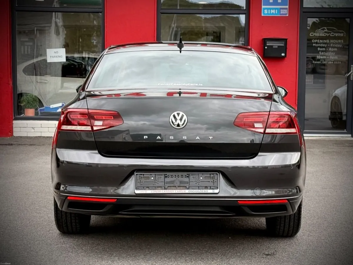 Volkswagen Passat SEL TDI DSG // HIGH SPEC // TEST - Image 5