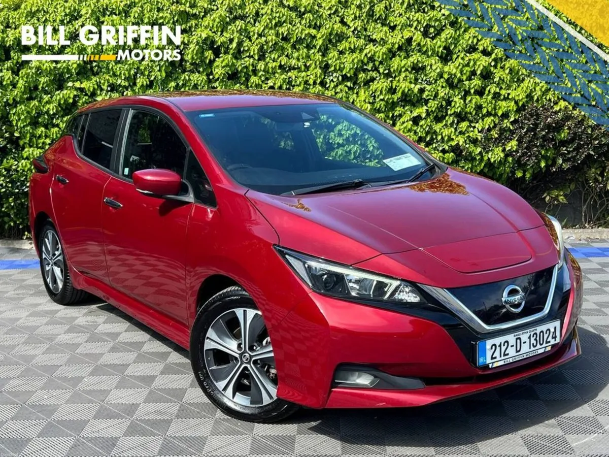 Nissan Leaf 40KW EV // APPLE CARPLAY/ANDROID AUTO - Image 1