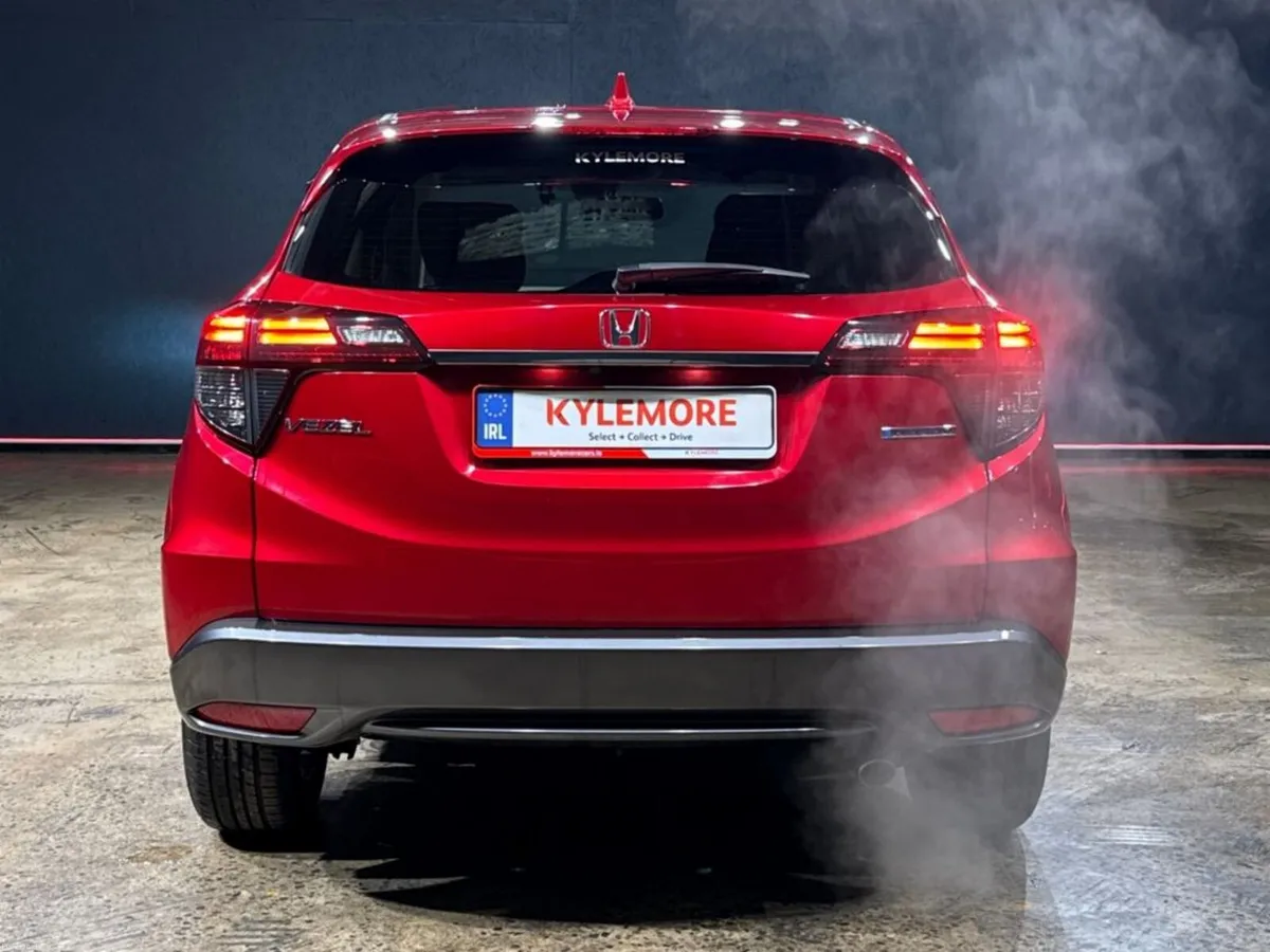 Honda Vezel HYBRID 1.5 AUTOMATIC - FACTORY ALLOYS - Image 4