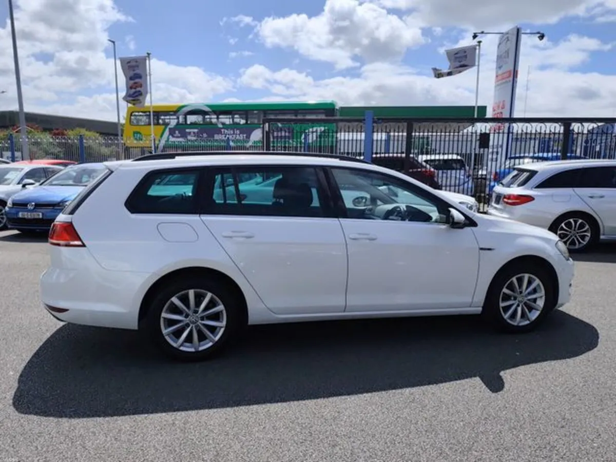 Volkswagen Golf 1.2 TSI Comfortline turbo petrol p - Image 2