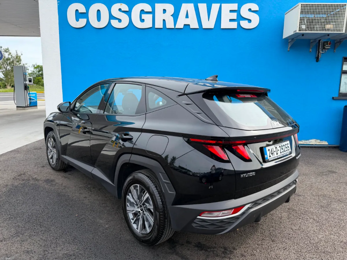 Hyundai Tucson Comfort Plus 5DR * REVERSING CAMERA - Image 4