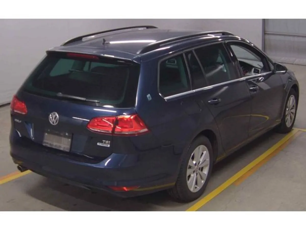 Volkswagen Golf 1.2 Petrol Auto Estate - Image 4