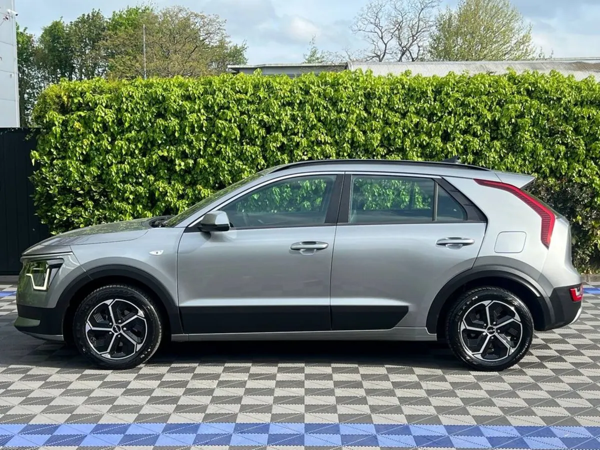 Kia Niro 2 1.6 PLUG-IN HYBRID // DIGITAL CLUSTER / - Image 3