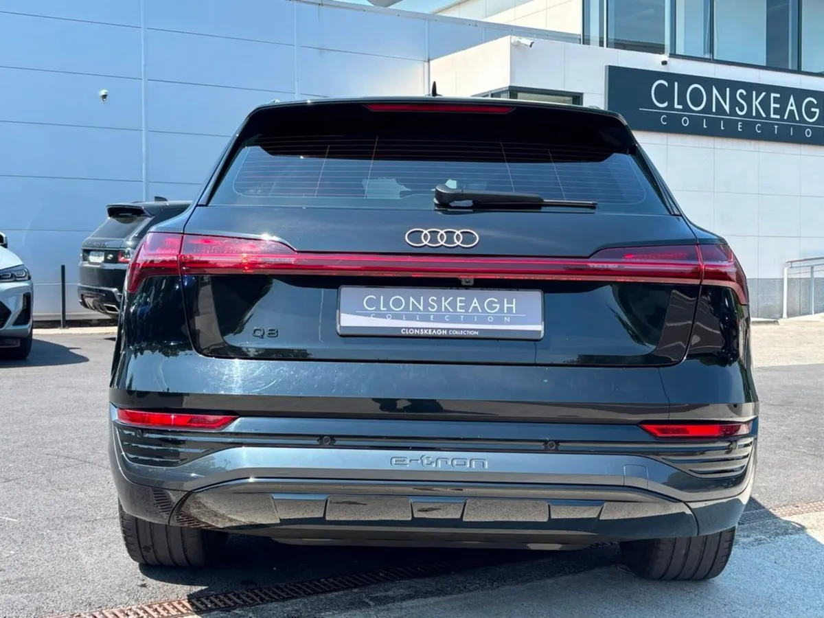 Audi Q8 e-tron QUATTRO SPORT - Image 6