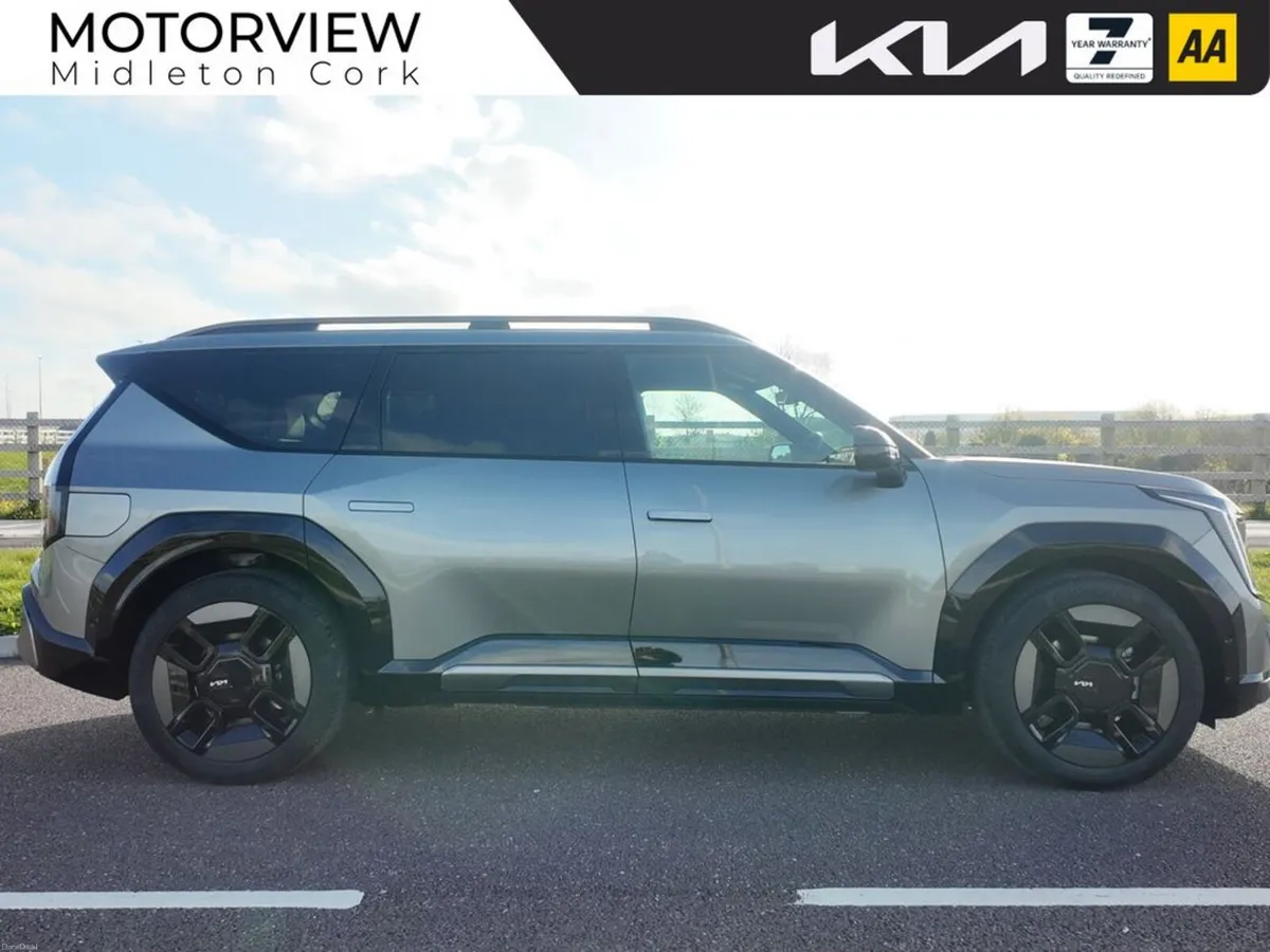 Kia EV9 Electric GT-Line Range Over 500KM FAST CHA - Image 3