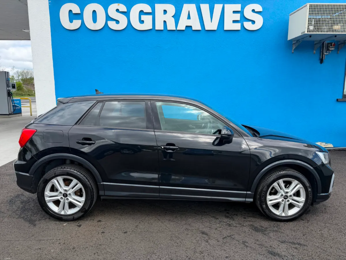 Audi Q2 30 Tfsi 110HP SE 4DR * FULL LEATHER / REVE - Image 2