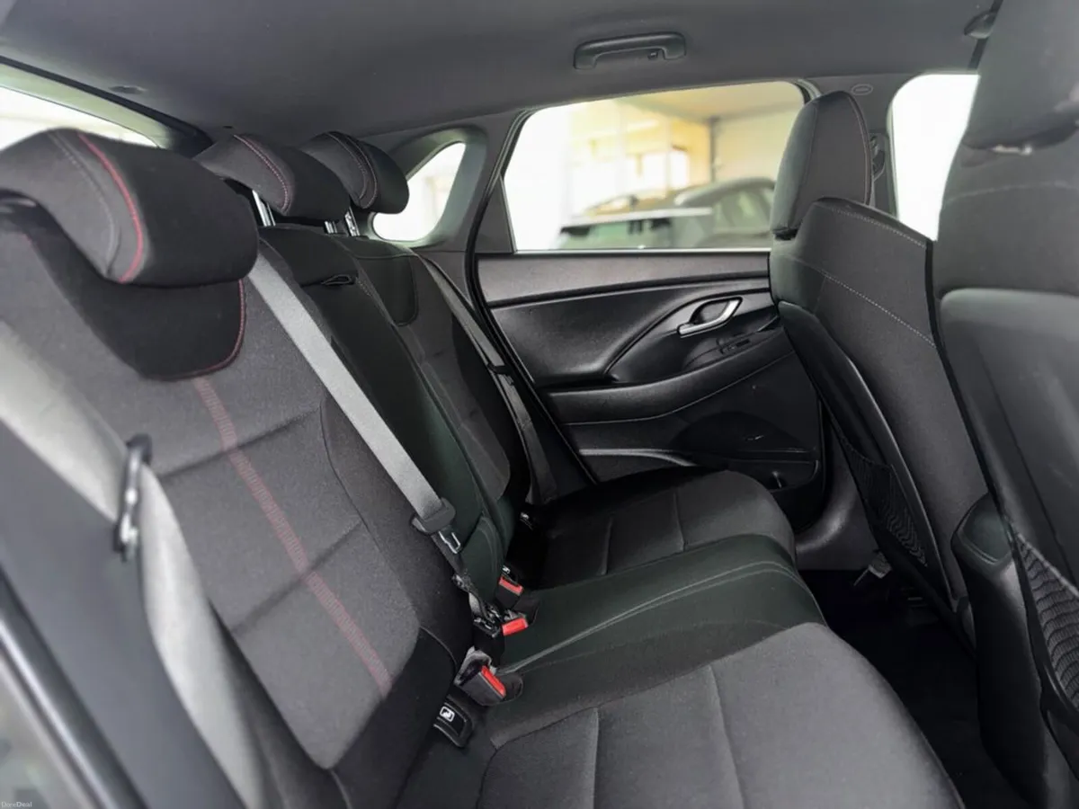 Hyundai i30 i30 Petrol 5DR --Sale Price-- - Image 5