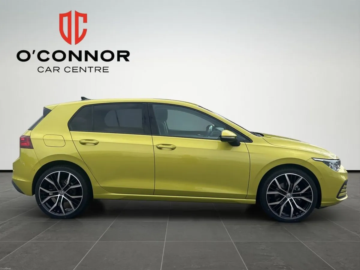 Volkswagen Golf Green paint, smooth auto — saving - Image 4