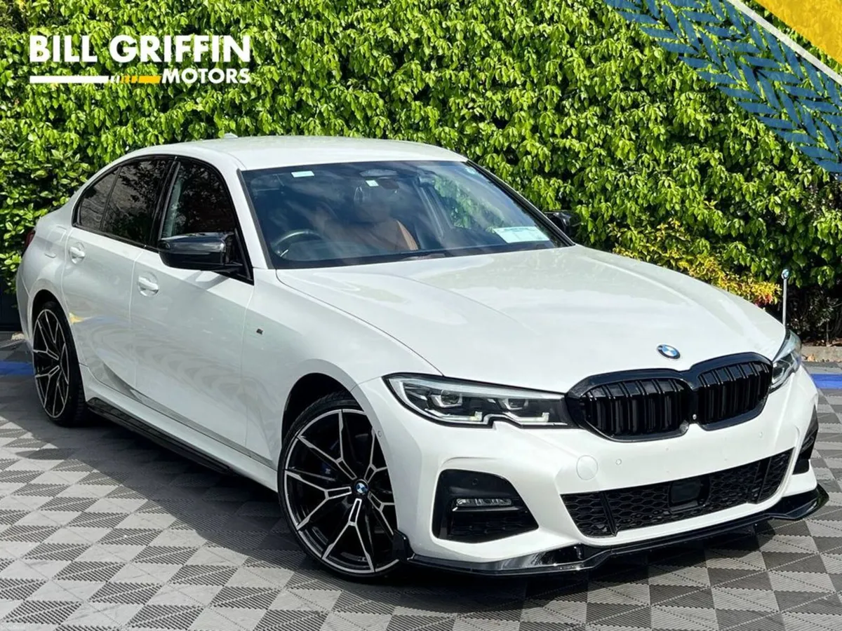 BMW 3-Series 330e M-SPORT COMPETITION 2.0 HYBRID / - Image 1
