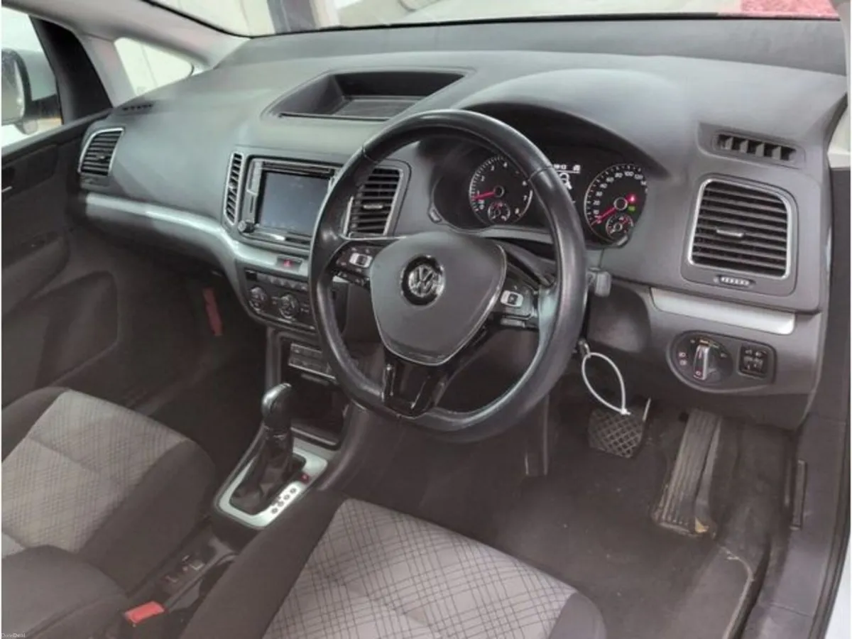 Volkswagen Sharan 1.4 Petrol Auto - Image 5
