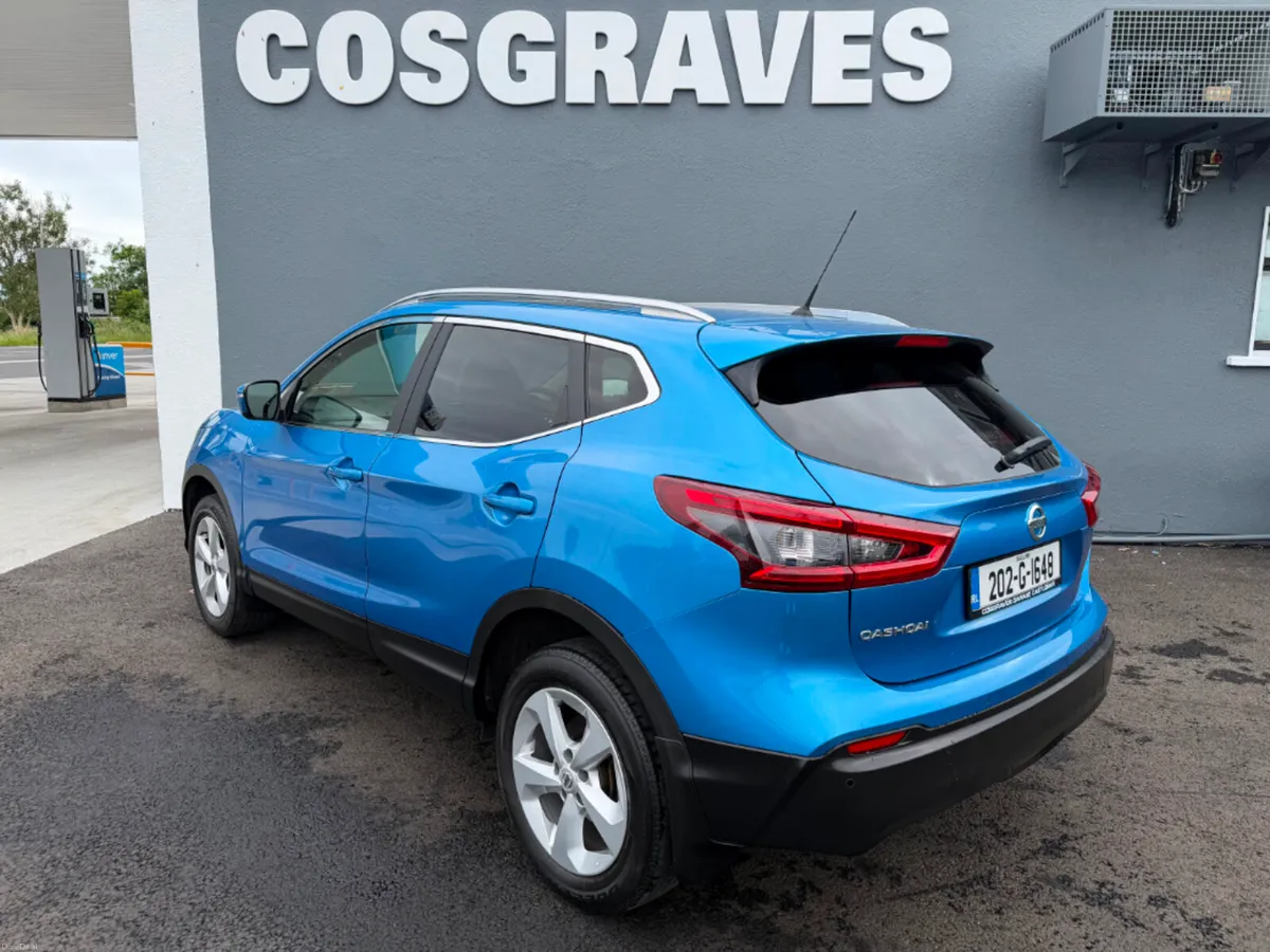 Nissan Qashqai 1.3 PET SE SS * REVERSING CAMERA / - Image 4