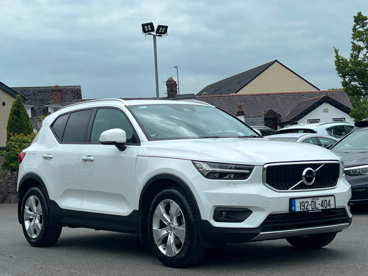 Volvo XC40 D3 MOM PRO AUTO *IRISH CAR* - Image 3