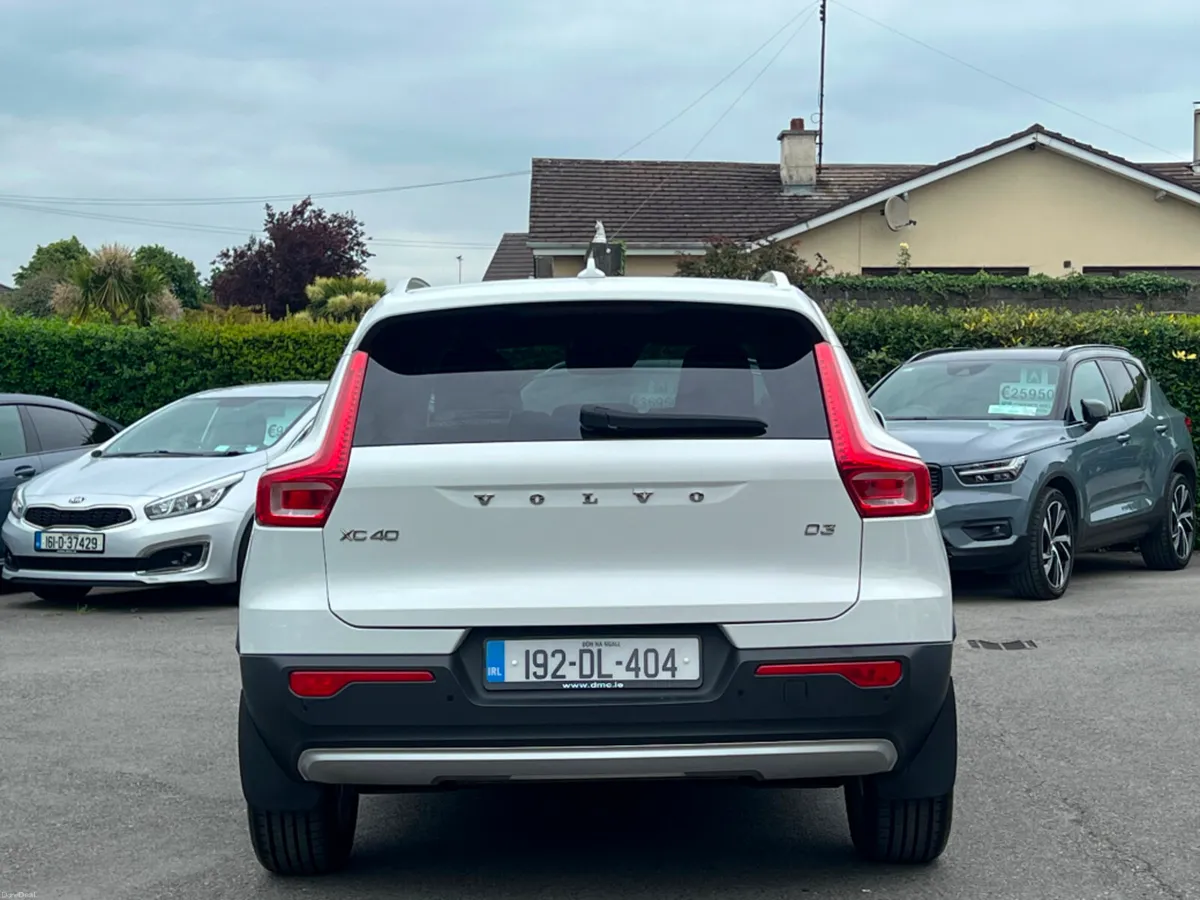 Volvo XC40 D3 MOM PRO AUTO *IRISH CAR* - Image 6
