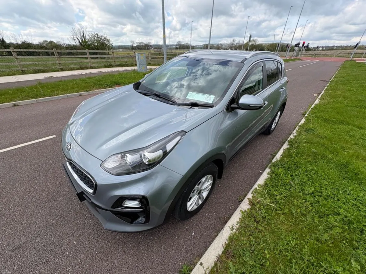 Kia Sportage 5DR, Touch Screen Infotainment System - Image 4
