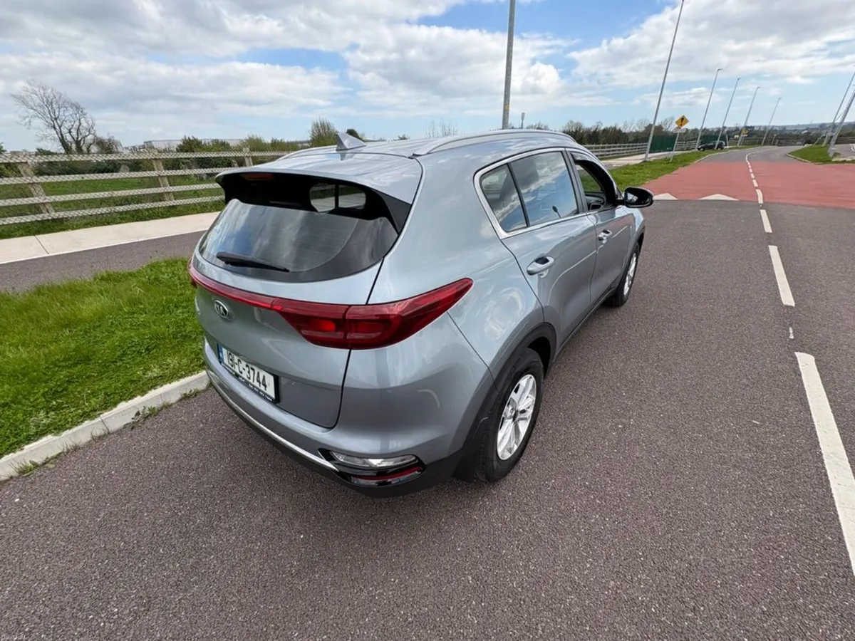 Kia Sportage 5DR, Touch Screen Infotainment System - Image 6