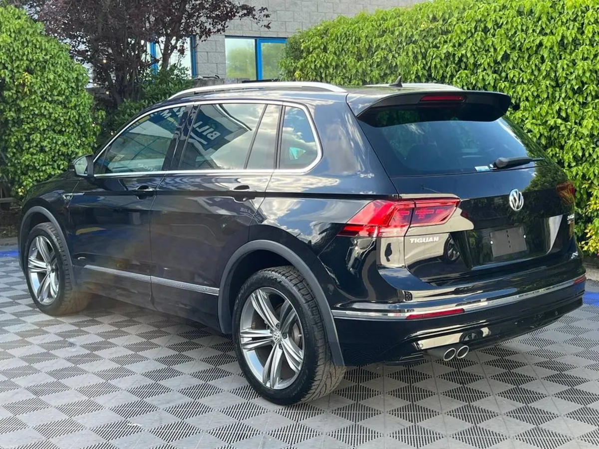 Volkswagen Tiguan R-LINE 4MOTION 2.0 TDI // SERVIC - Image 5