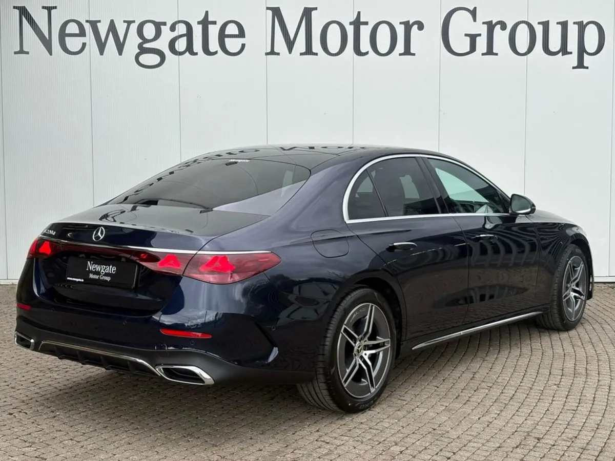 Mercedes-Benz E-Class AMG Line Plus - Image 5