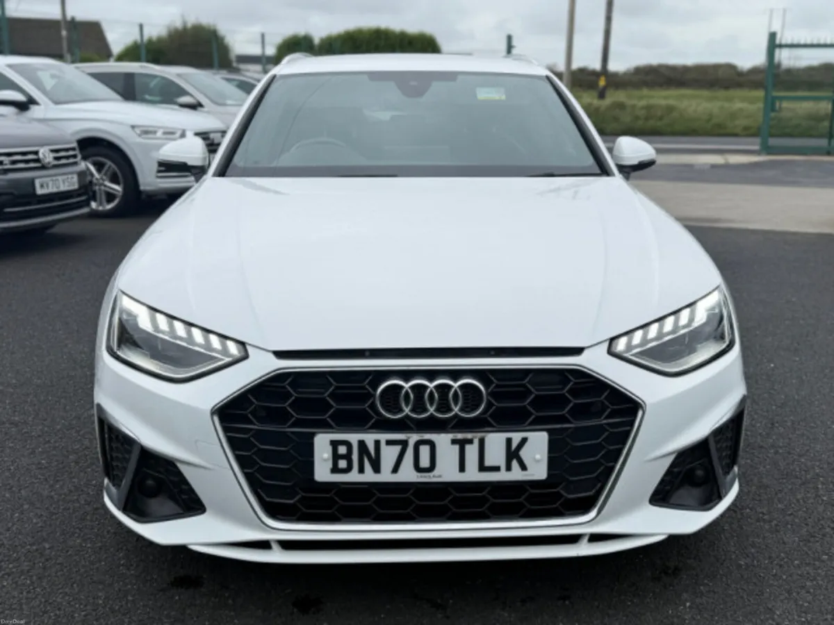 Audi A4 AVANT TDI S LINE - Image 5