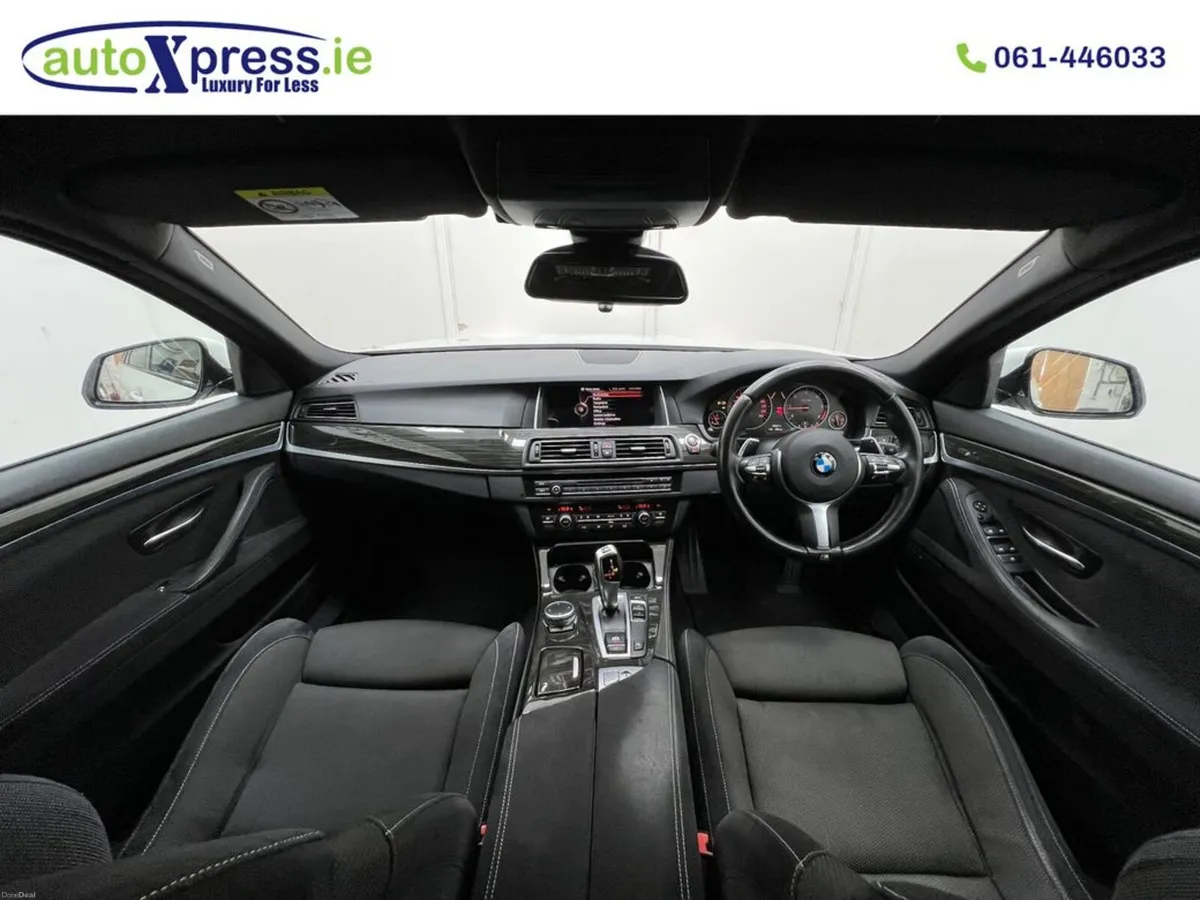 BMW 5-Series M-SPORT 523D Reversing camera, Automa - Image 2