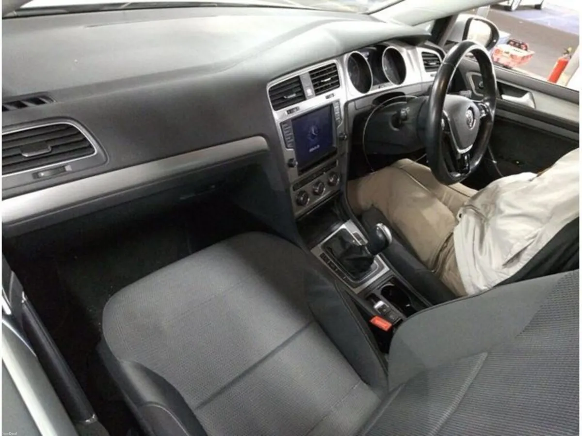 Volkswagen Golf 1.2 Petrol Auto Estate - Image 5