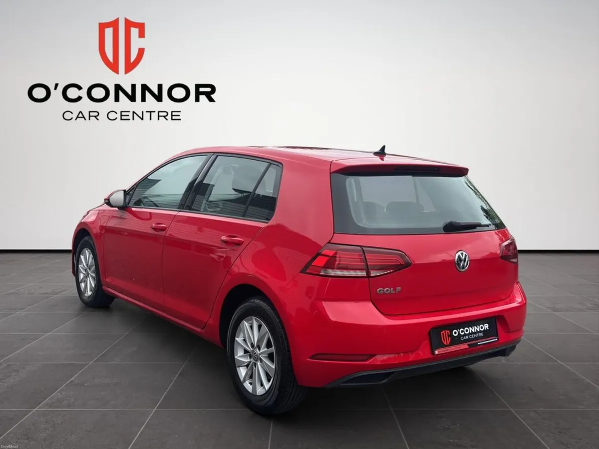 Volkswagen Golf 1.6 TDI 115HP Trendline - Image 4