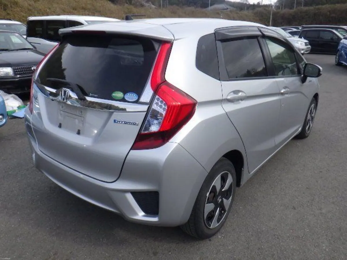 Honda Fit 1.5 Petrol Hybrid Auto - Image 2