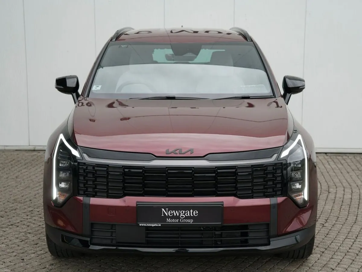 Kia Sportage BLACK EDITION HYBRID - Image 2