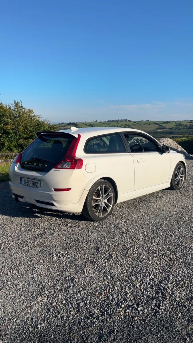 Volvo c30 2.0 r design - Image 6