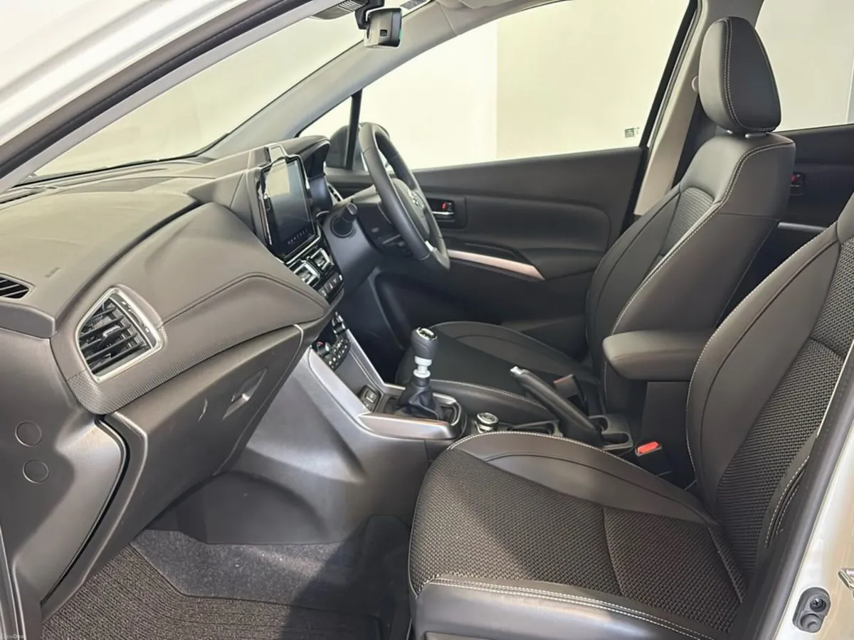 Suzuki S-CROSS 1.5 - Image 5