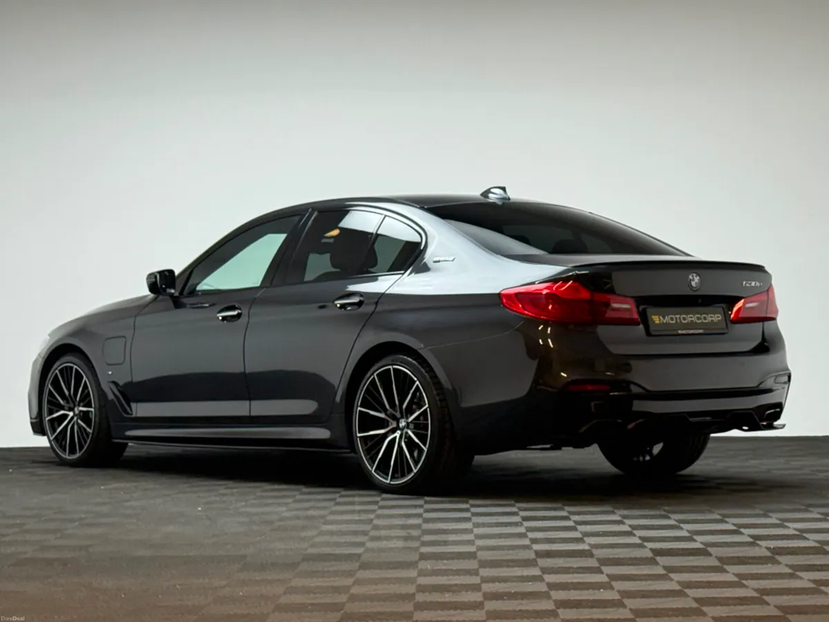 BMW 5-Series 530E M SPORT TECH PACK - Image 5