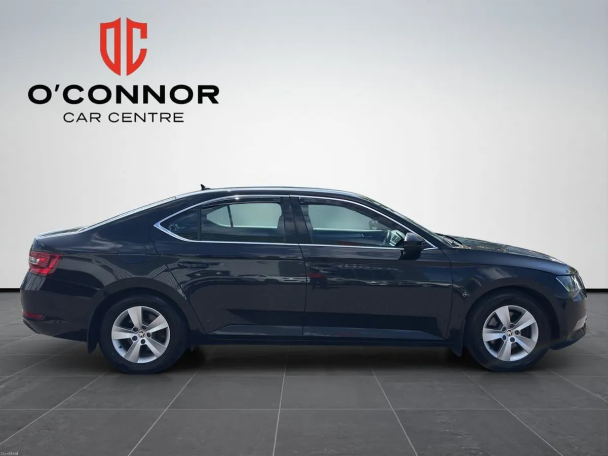 Skoda Superb 1.6 TDI 120bhp Ambition DSG - Image 6