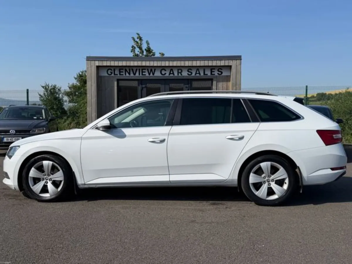 Skoda Superb 1.6 TDI - FULL SKODA HISTORY - Image 4