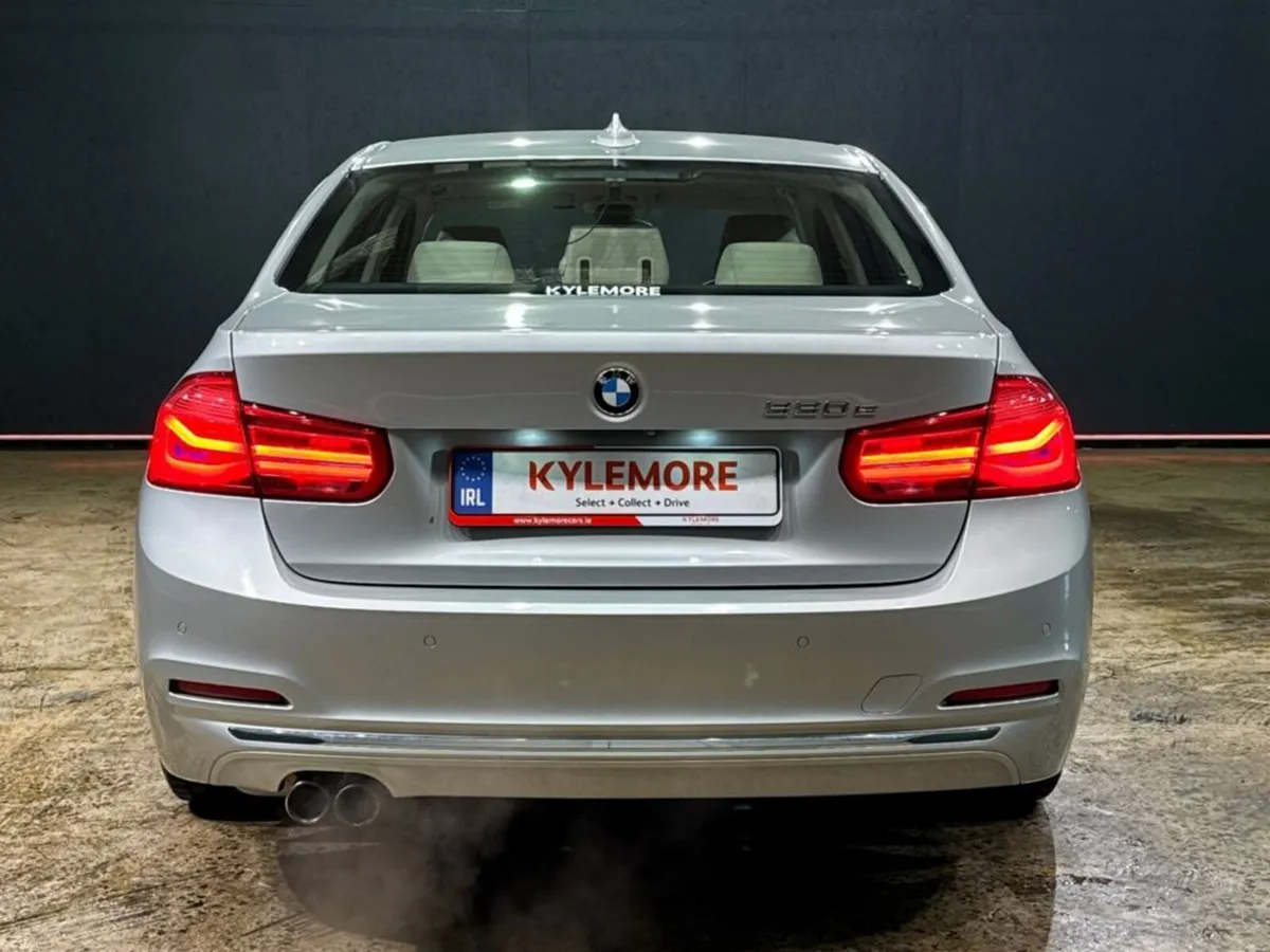 BMW 3-Series 2.0 HYBRID AUTOMATIC - E LUXURY PERFO - Image 4