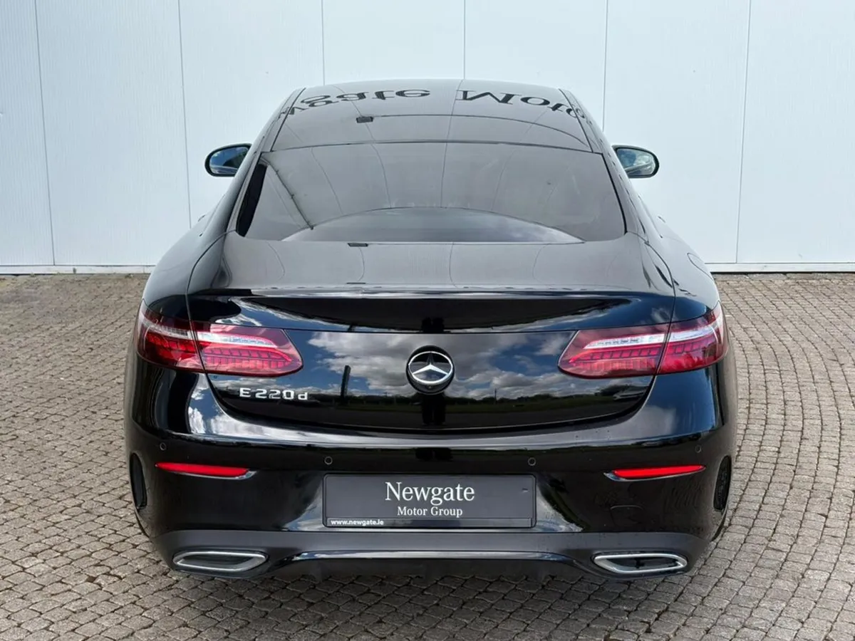 Mercedes-Benz E-Class COUPE E220 D 2DR Auto - Image 6