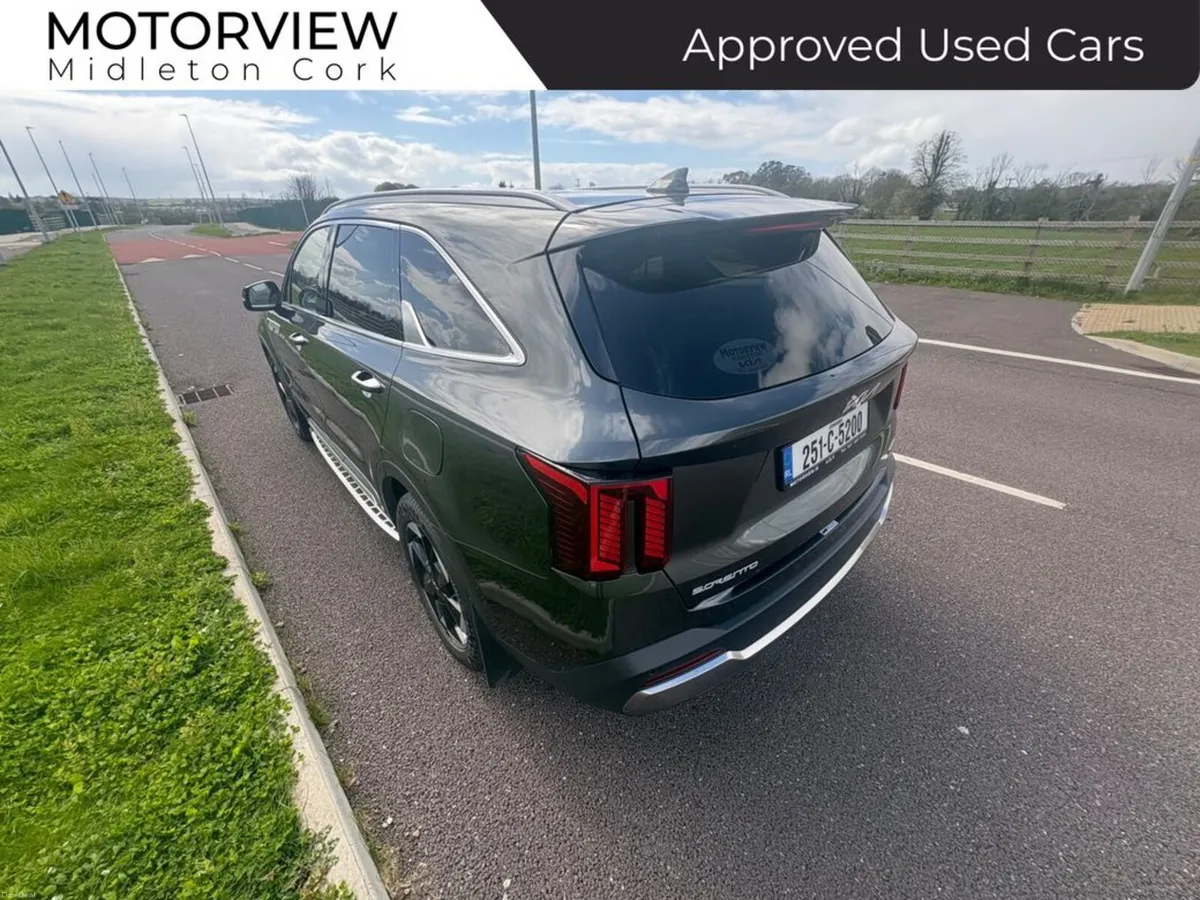 Kia Sorento DSL PE 7Seater Automatic, Privacy Glas - Image 4