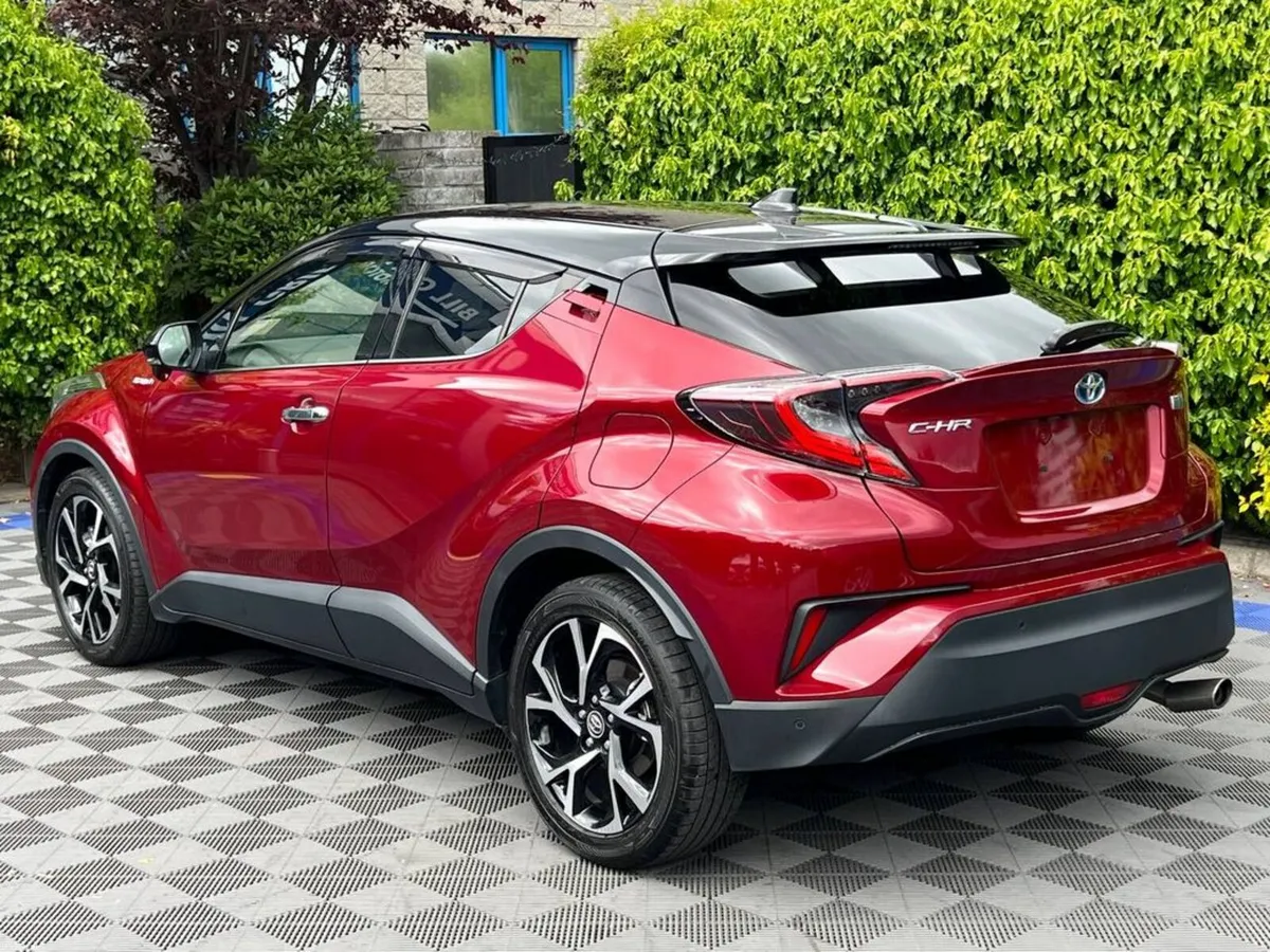 Toyota C-HR 1.8 HYBRID // DIAMOND CUT ALLOYS // HA - Image 5