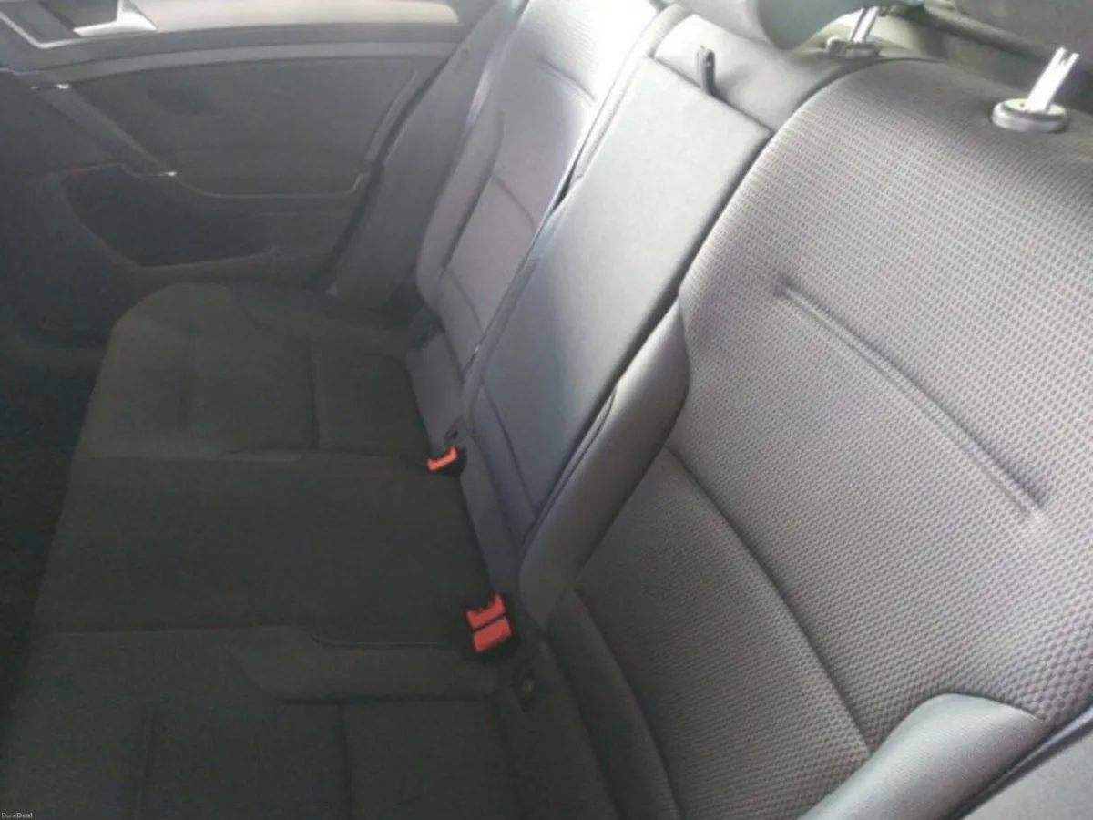 Volkswagen Golf 1.2 Estate Petrol Auto - Image 6