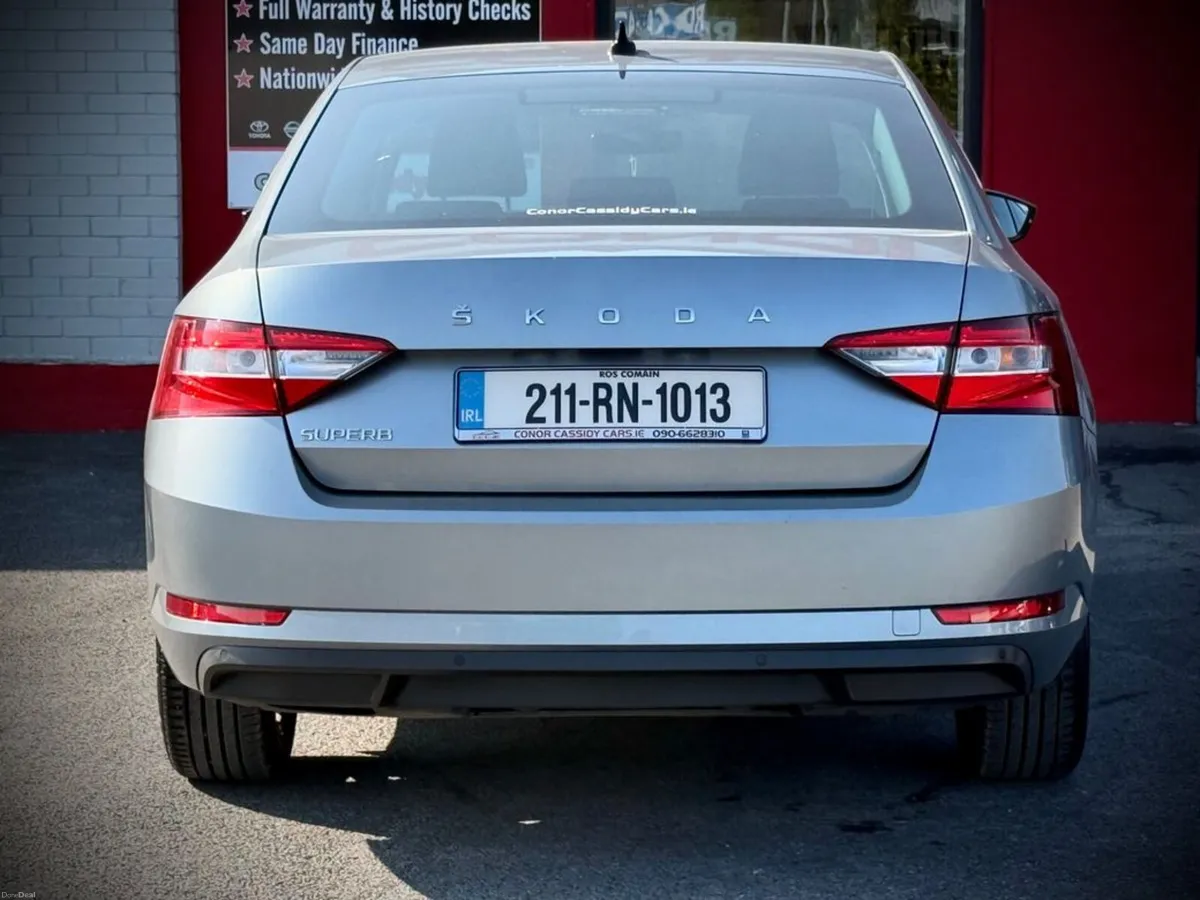 Skoda Superb SE Technology 150PS // SAME DAY FINAN - Image 5
