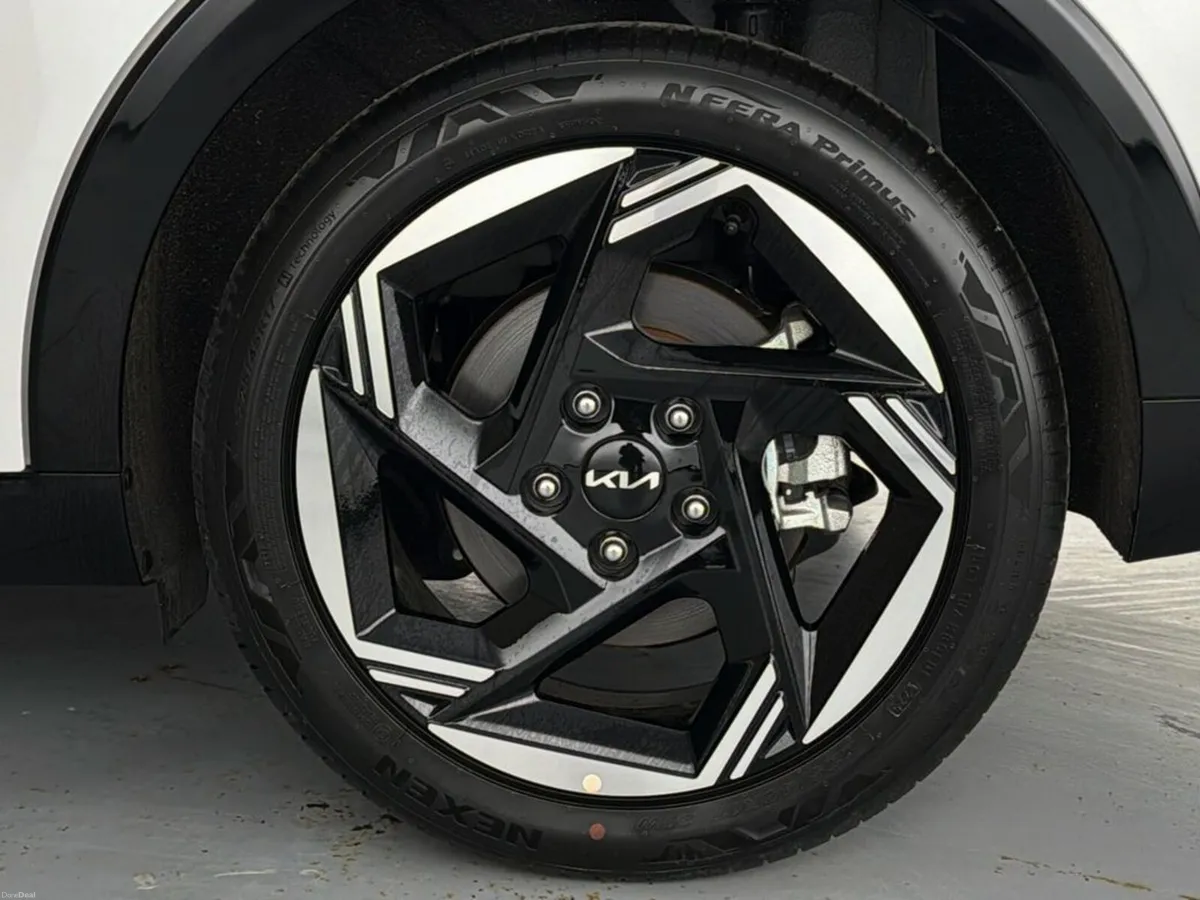 Kia K4 GT-Line Auto - Image 3