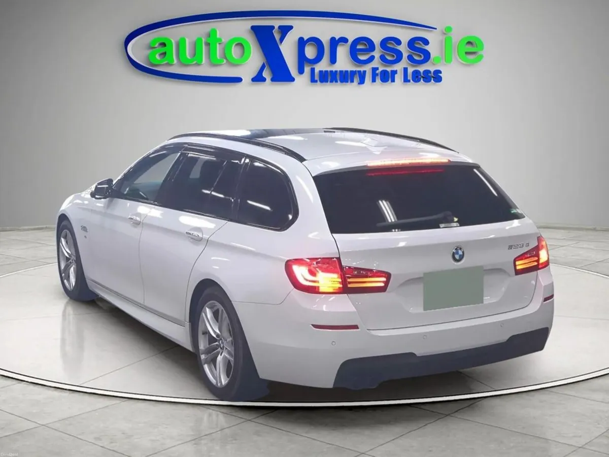 BMW 5-Series M-SPORT 523D TOURING - Image 6