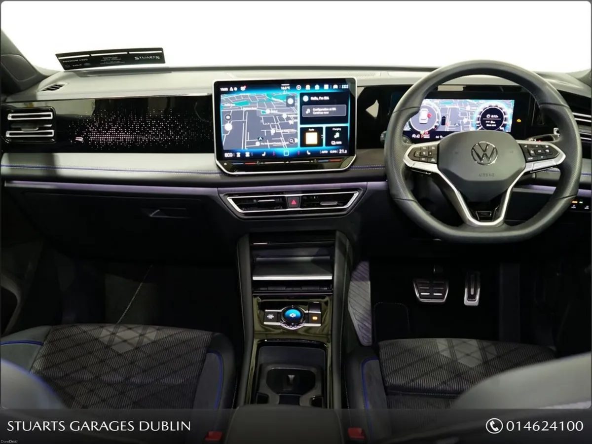 Volkswagen Tiguan TIGUAN R-LINE: CIPRESSION GREEN - Image 4