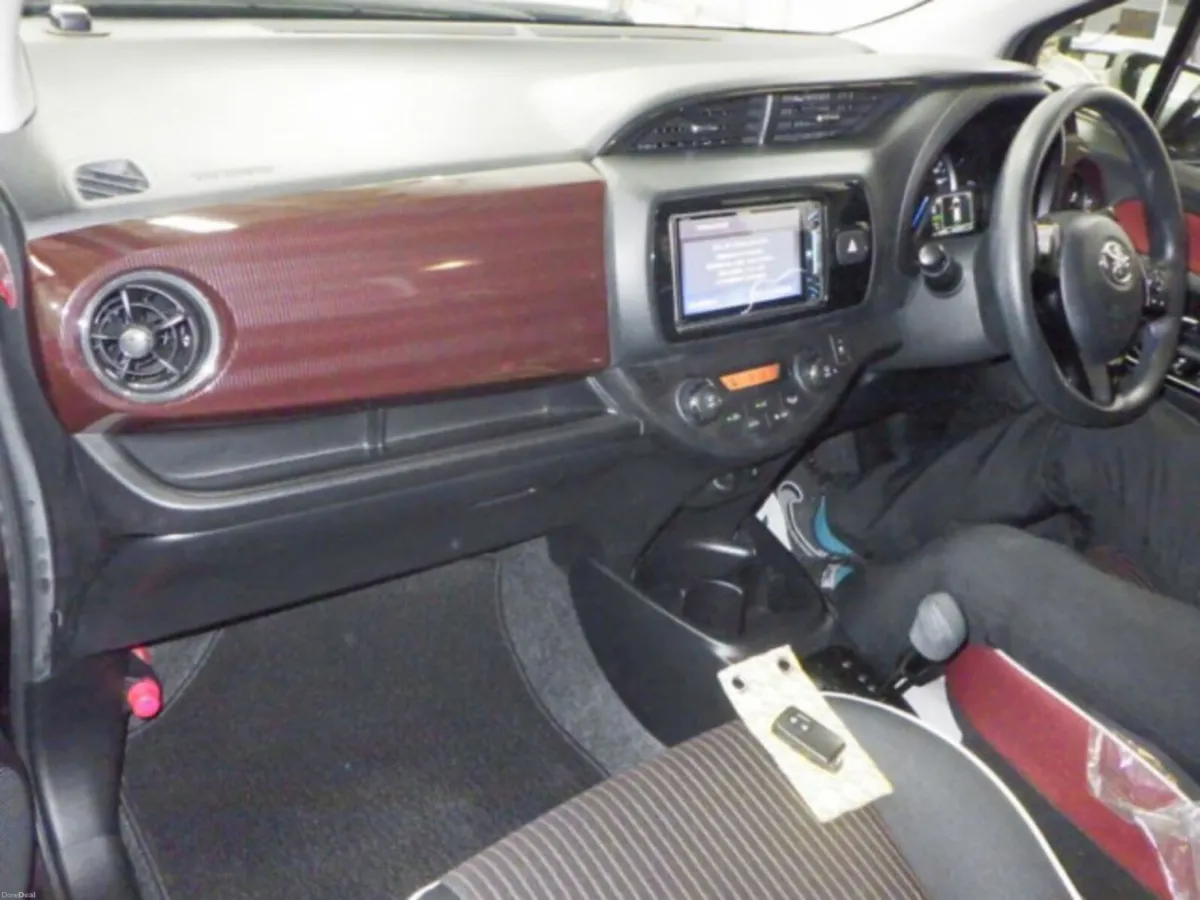 Toyota Vitz 1.5 Petrol Hybrid Auto - Image 5