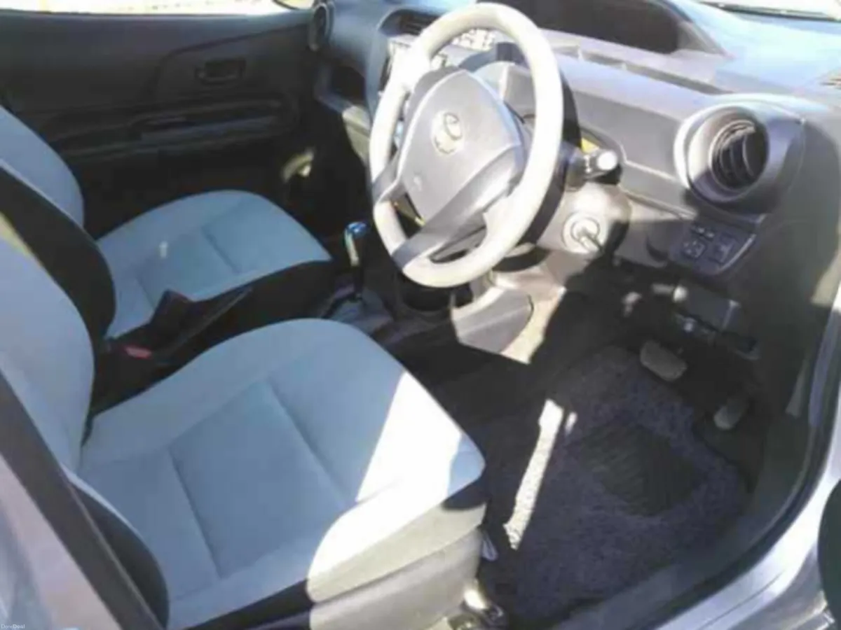 Toyota Aqua 1.5 Petrol Hybrid Auto - Image 5