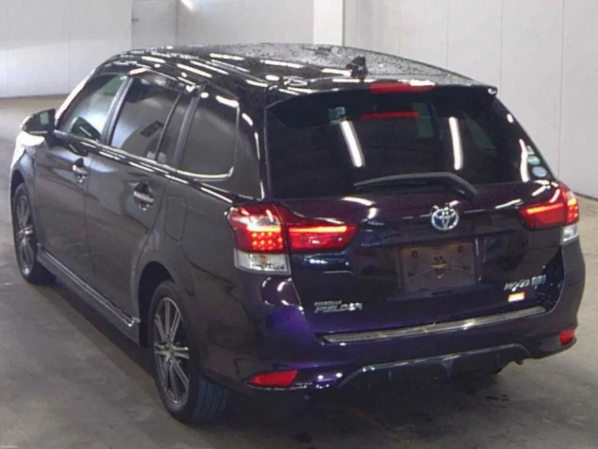 Toyota Corolla 1.5 Corolla Fielder Petrol Hybrid A - Image 3