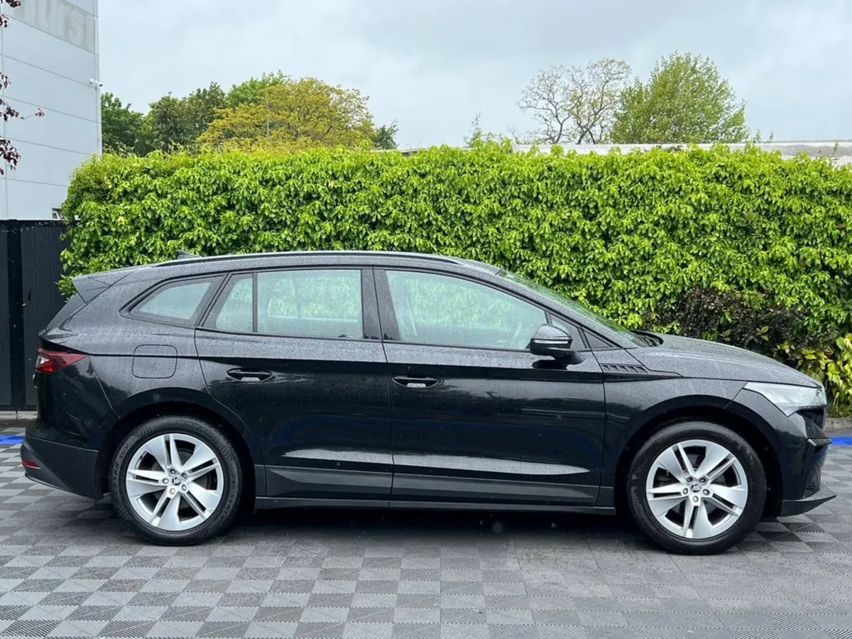 Skoda Enyaq IV 60 // OPENING PAN ROOF // LEATHER I - Image 3