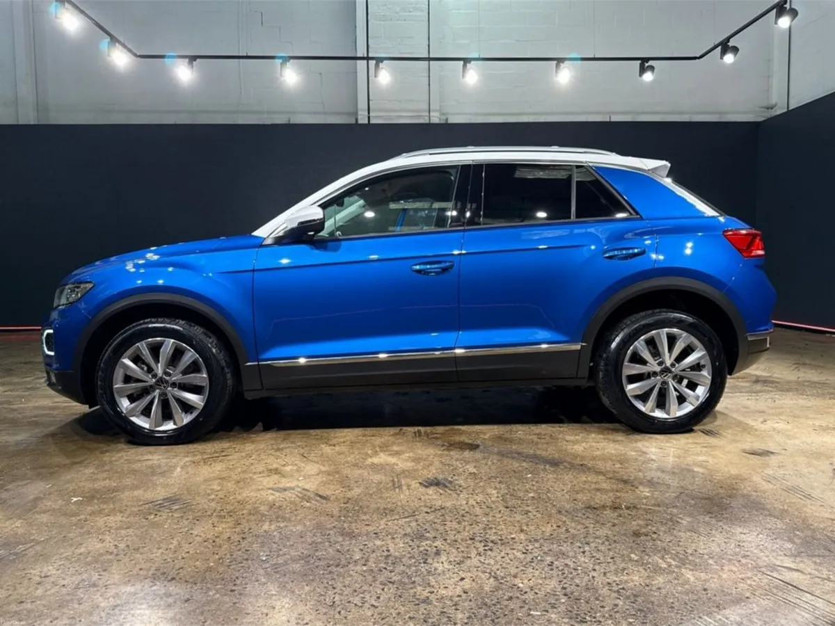 Volkswagen T-Roc AUTOMATIC 2.0 TDI STYLE DESIGN PA - Image 6