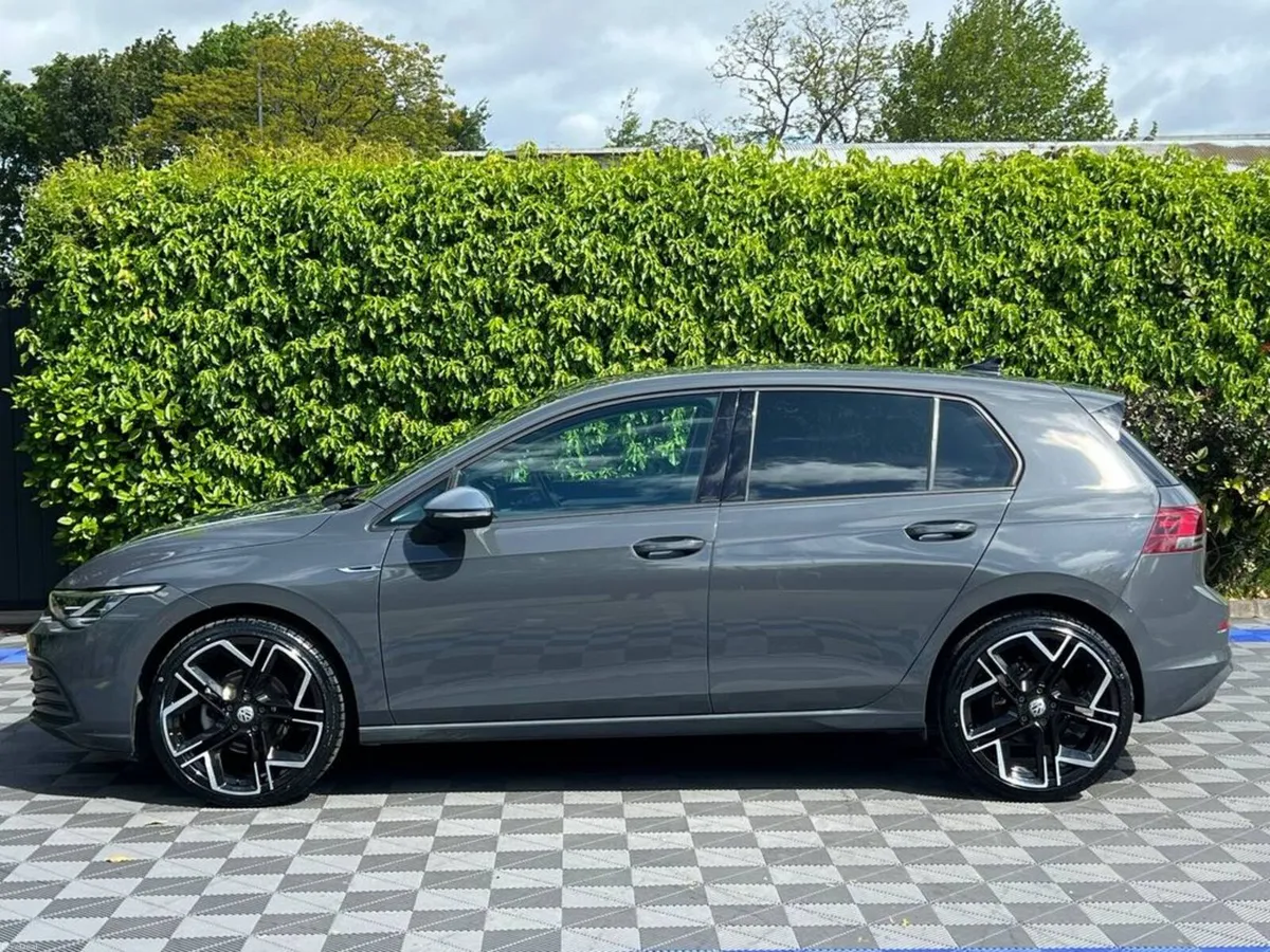 Volkswagen Golf R-LINE PACK 1.0 TSI HYBRID // APPL - Image 3