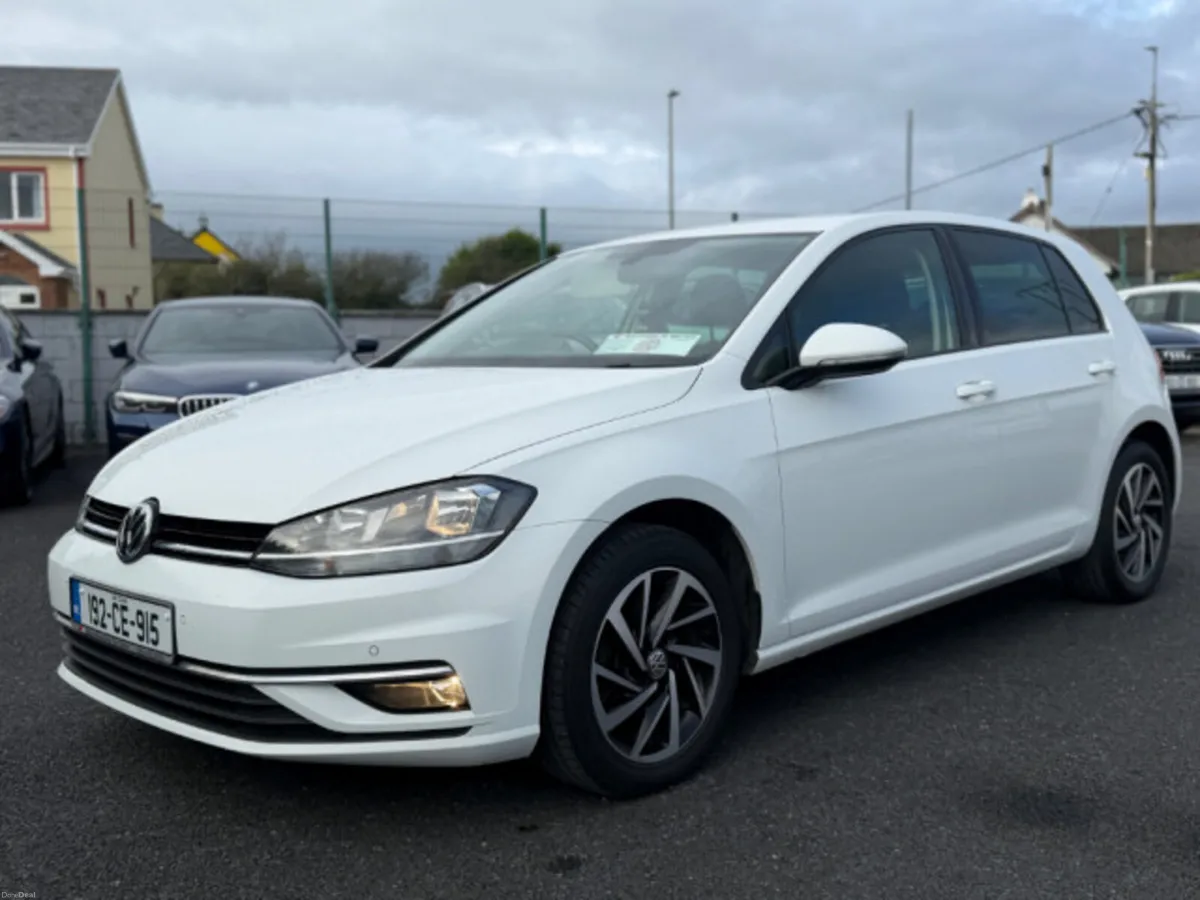 Volkswagen Golf 1.6 TDI Match 115PS 5DR - Image 2