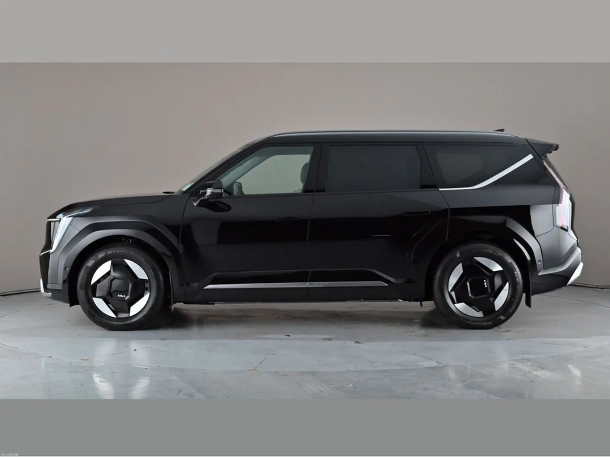 Kia EV9 Earth 7 seat - Image 3