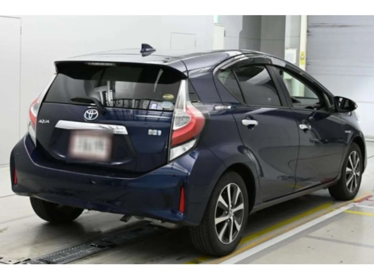 Toyota Aqua 1.5 Petrol Hybrid Auto - Image 2